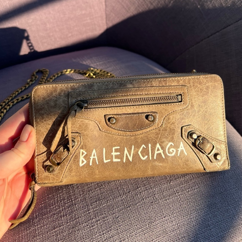 BALENCIAGA Continental Leather Long Zip Around Wallet​ EUC​